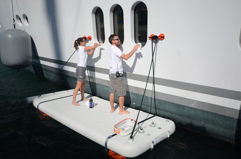 NautiBuoy Marine多功能休閑充氣浮臺，打造一個海上“私人島嶼”