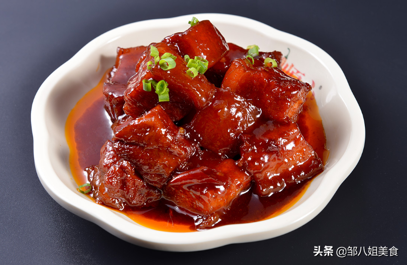 做紅燒肉，掌握3個竅門，出鍋后香味濃郁，色澤紅亮，軟糯不柴