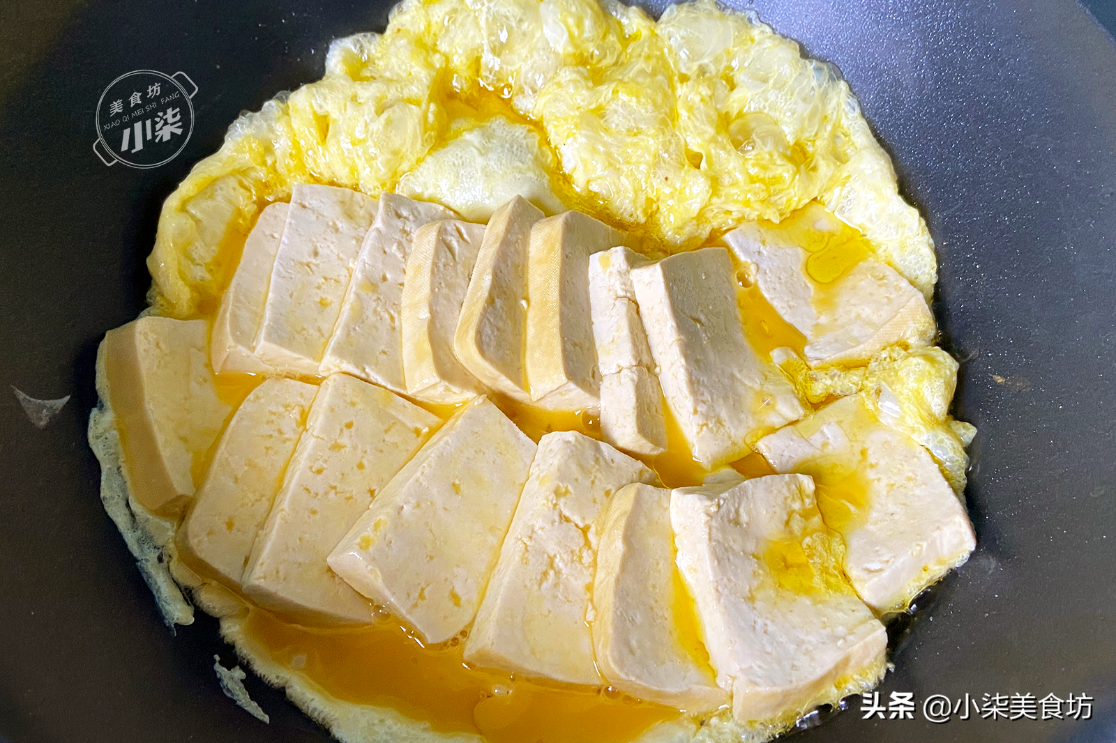 豆腐裡打2個雞蛋，不炸也不炒，一周吃7次都不夠，比吃肉還香