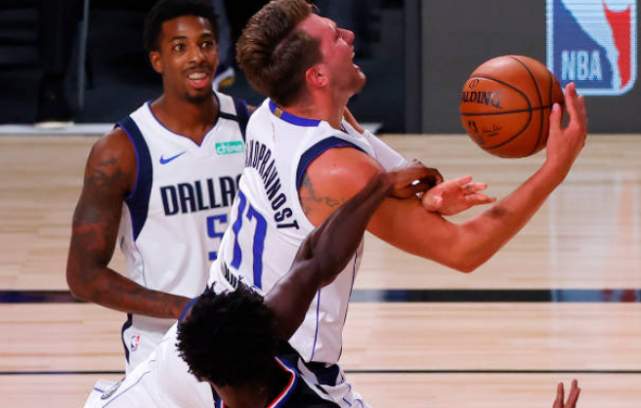 42+7+9ï¼ä¸å¥å¥å­£åèµé¦ç§æ´èè©¹çï¼11å¤±è¯¯é©åä¼¤ï¼å¿«è¹é²å®å¤ªç 