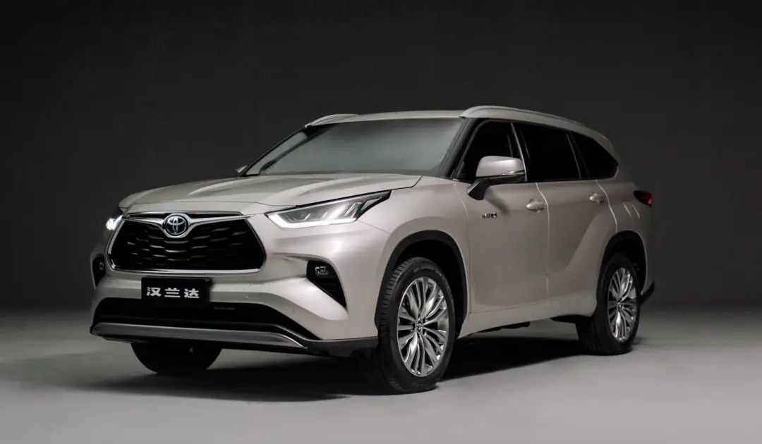 全新第四代汉兰达又将是其他七座SUV想干又干不掉的劲敌