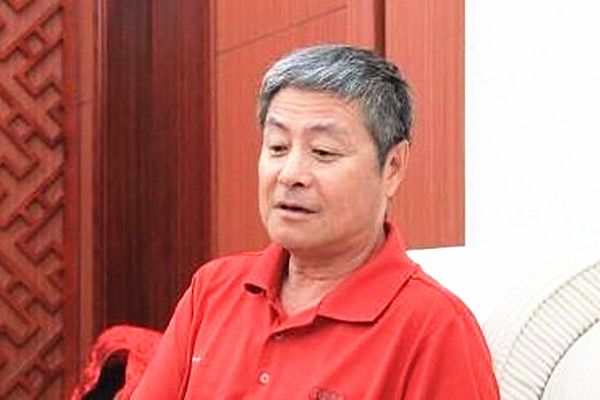 姜昆师弟在《隐秘而伟大》中演配角，形如路人