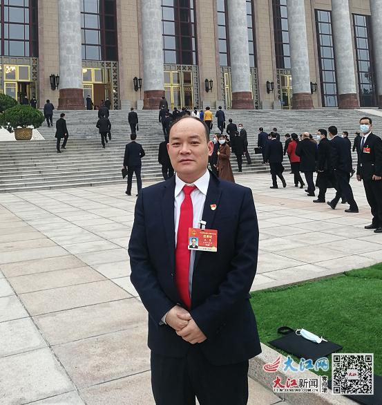 全国两会代表委员热议“碳达峰、碳中和”：护佑江西绿水青山 造福子孙后代