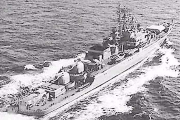 劫持先进反潜舰外逃，20多架战机拦截，军方下出