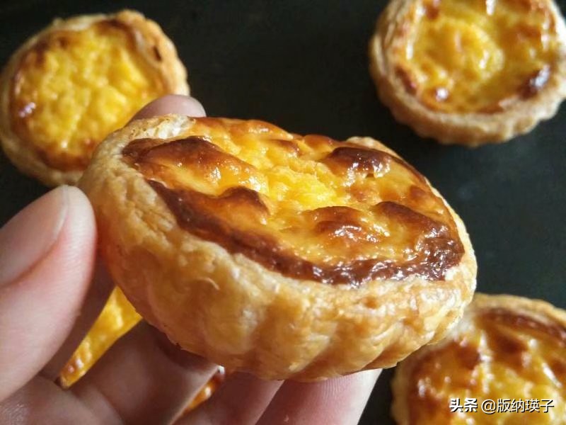 自制家庭版蛋挞，掌握其中几个技巧，蛋挞皮酥脆，蛋液嫩滑