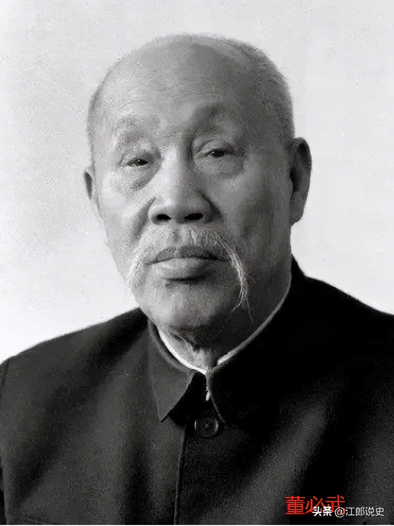 詹才芳的勤务兵成了上将，本人却是中将，授衔后三位上将给他敬礼