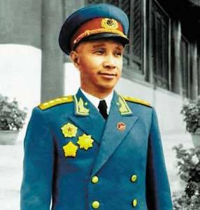 粟裕将军的指挥水平有多高？专家说他旷世奇才