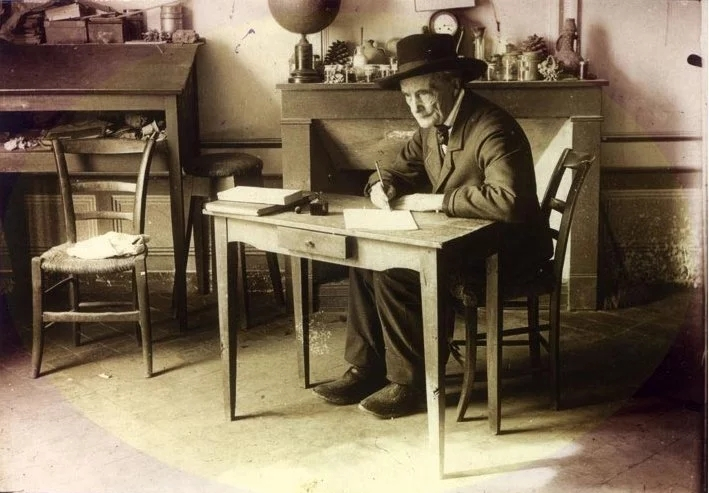 寫給青少年的趣味科普：月亮不掉落，陸地不沉海，領略地球變遷史