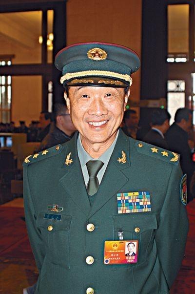 他是徐向前的儿子，25岁保送清华，47岁授少将，58岁升中将