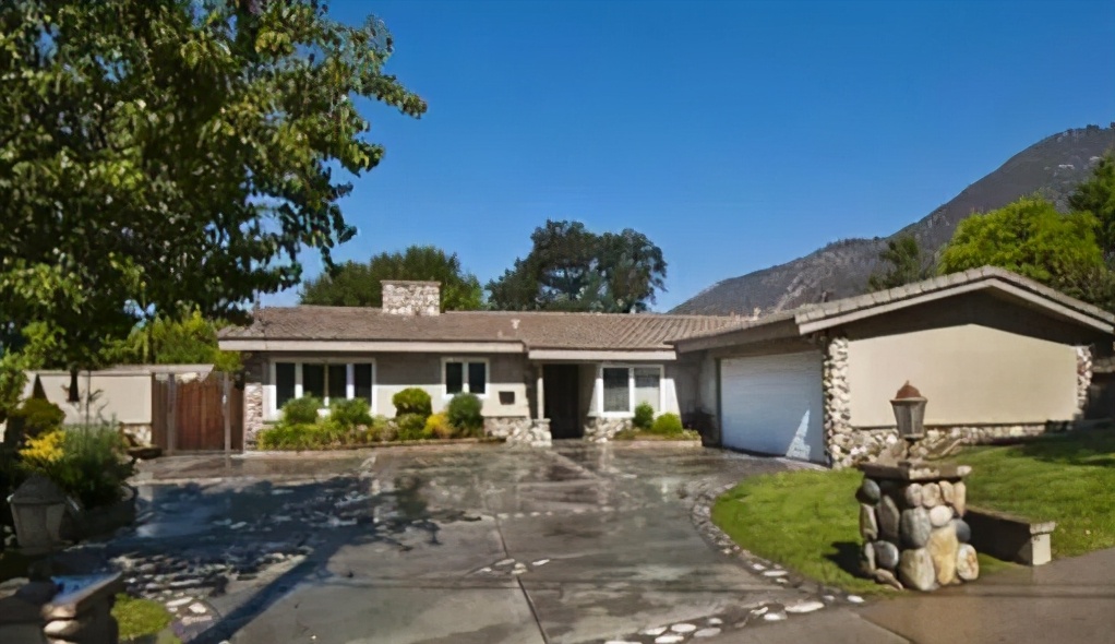 明星的美国豪宅有多牛？张纪中和比尔盖茨是邻