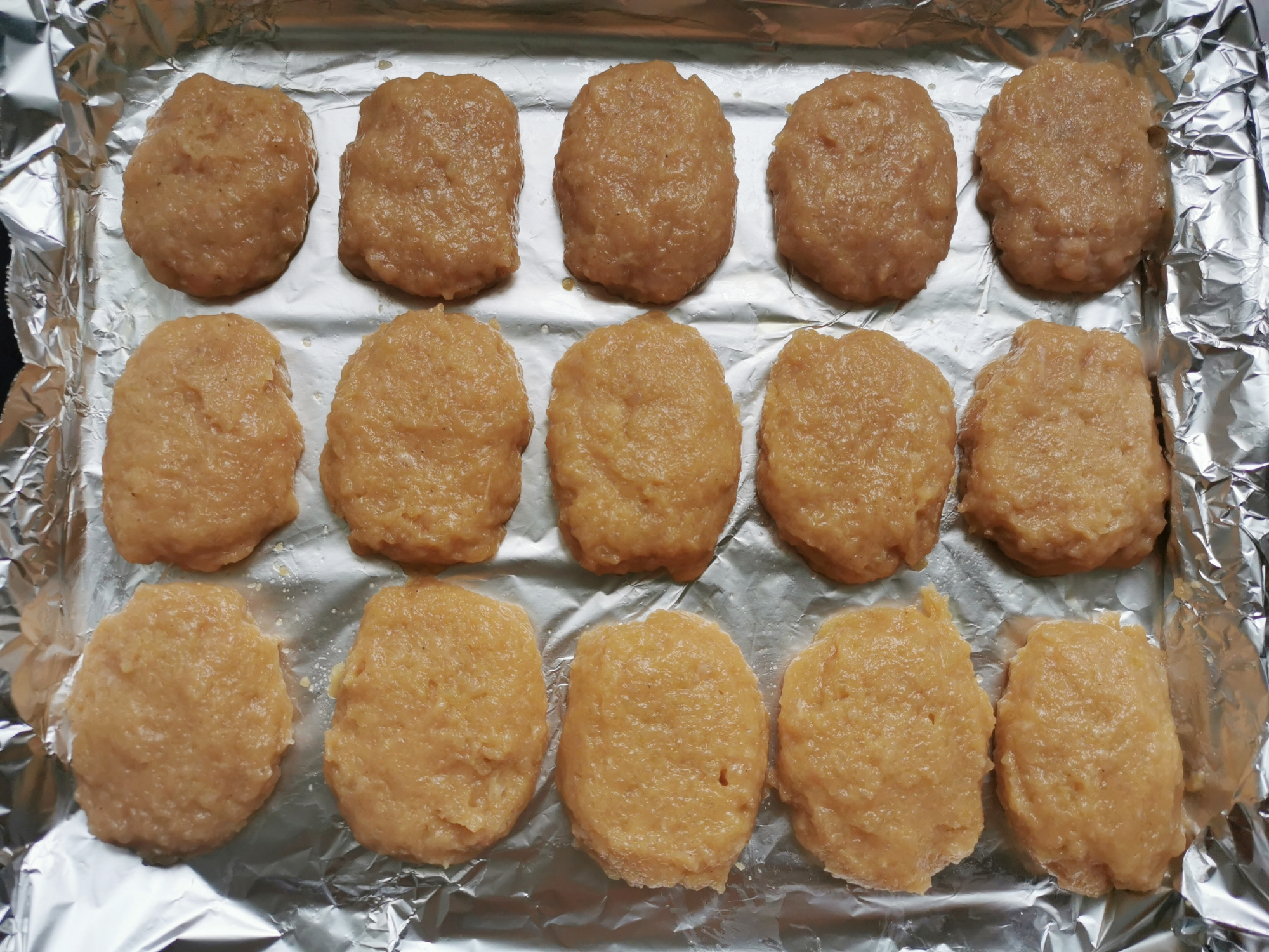 1塊雞肉1個土豆，自製低脂麥樂雞塊，無需油炸，比麥當勞的好吃