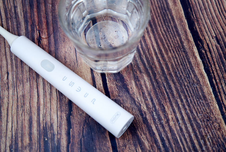 电动牙刷是智商税？你out了！让南卡声波电动牙刷拯救你的牙齿