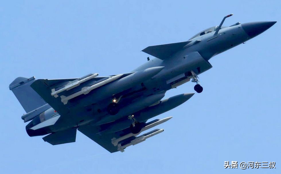 F-16V和歼-10C谁更强，美国终于承认：歼-10C全面压制