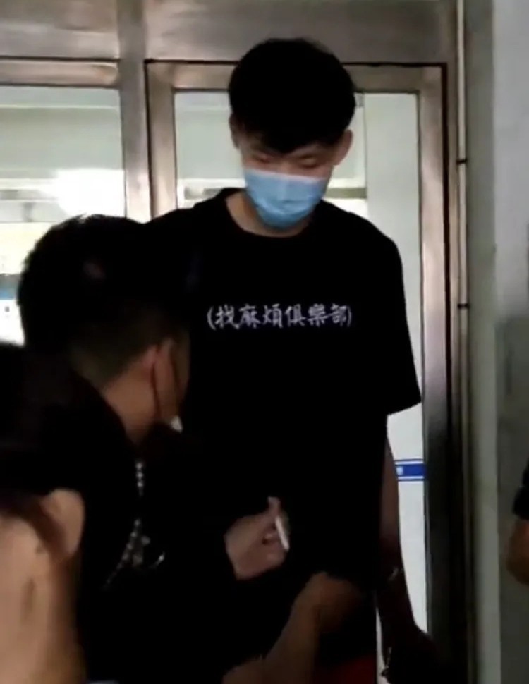 周琦能否向法院起诉CBA？理论上可以，但未必适用劳动法