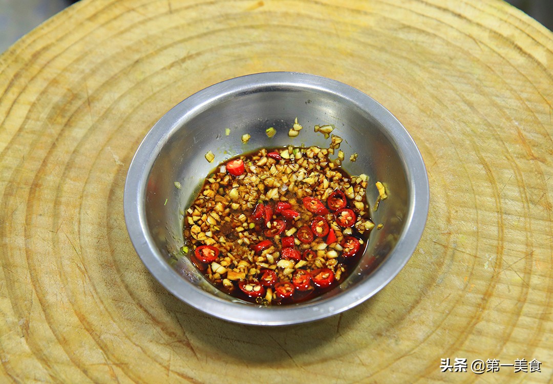 图片[3]-【黄瓜拌木耳】做法步骤图 酸辣过瘾 吃一口就爱上-起舞食谱网
