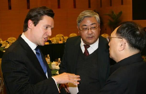 又一批外国专家来华，只为一张中国绿卡，3000名