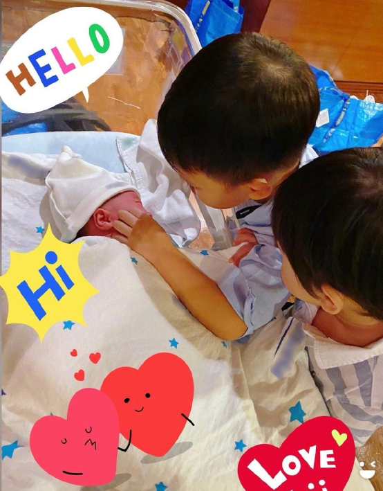 胡杏兒三胎得男，應采兒冉瑩穎也是都生兒子，小s三個女兒也幸福