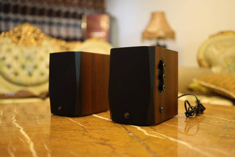 高性价比的音乐体验，惠威D1100多媒体音箱上手实测