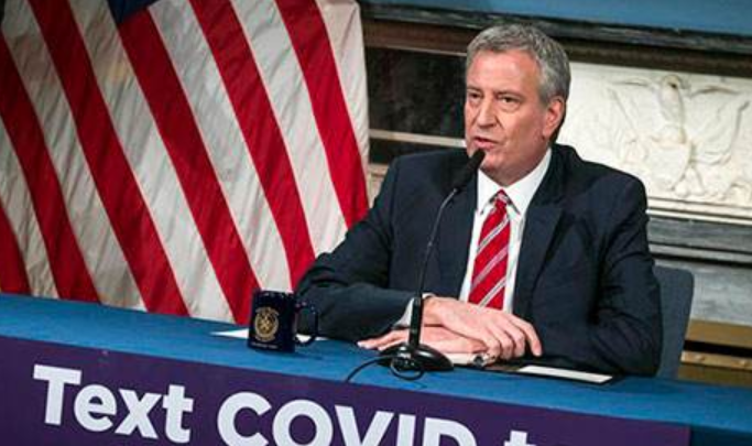 1万多美国人白死了！纽约天气转好，数万人涌入