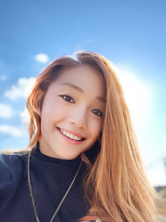 推特超人气日本“摩托美少女”,竟然是50岁大叔?粉丝们崩溃了