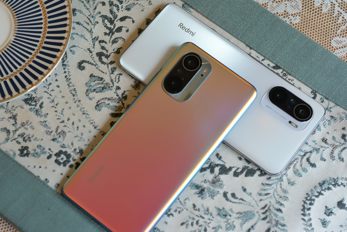 雷军不再“沉默”，接连发布五款新机，覆盖中