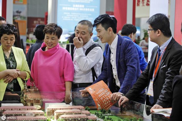 我国高房价的根本原因到底是什么？专家呼吁：