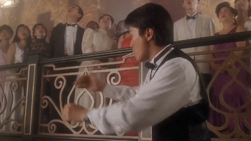 1991年赌圣大火王晶为避免片名版权冲突灵机一动取了个怪异名字