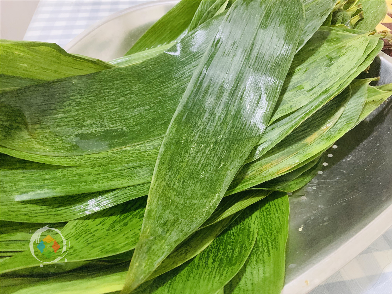 重庆的粽子有多独特？咸甜皆可，白粽子蘸糖吃，腊肉粽子最奢华