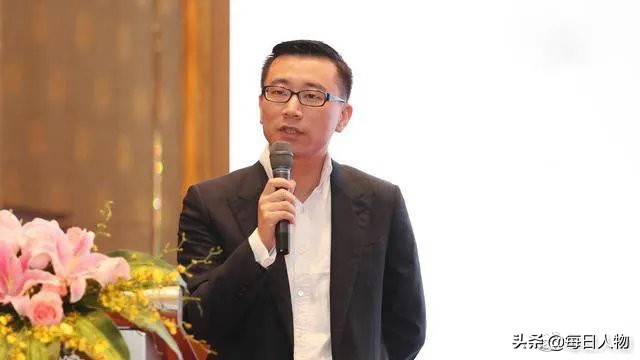 CEO林奇疑遭投毒离世，高管被架空，游族内部上演现实版三体