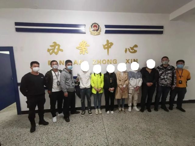 售卖自己的大尺度视频获利，9名“福利姬”被刑拘