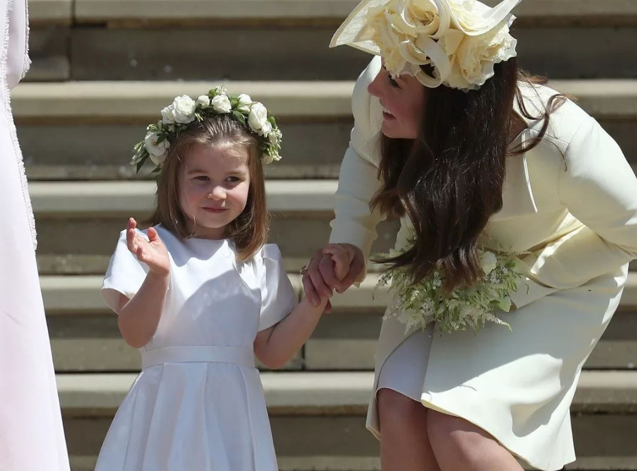 梅根被曝与凯特王妃不合已久，曾因婚礼细节争