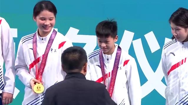 消息全无！全红婵回家度假受最严格保护，她能安静地和家人过节了