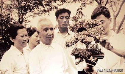 周总理特殊安排，粟裕做好最坏准备，所幸毛主席颇为宽容这位同乡