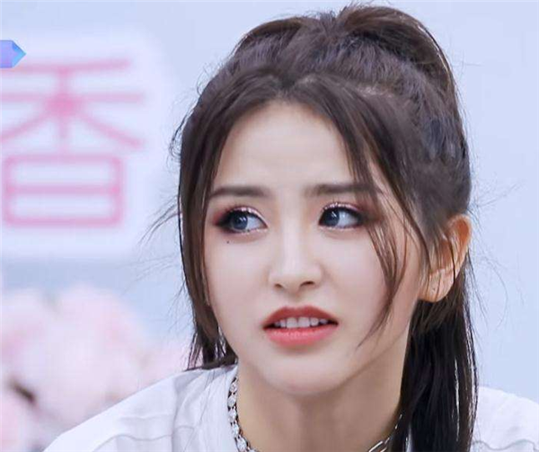 青你2遇上硬选手，喻言打破煽情套路，金子涵表