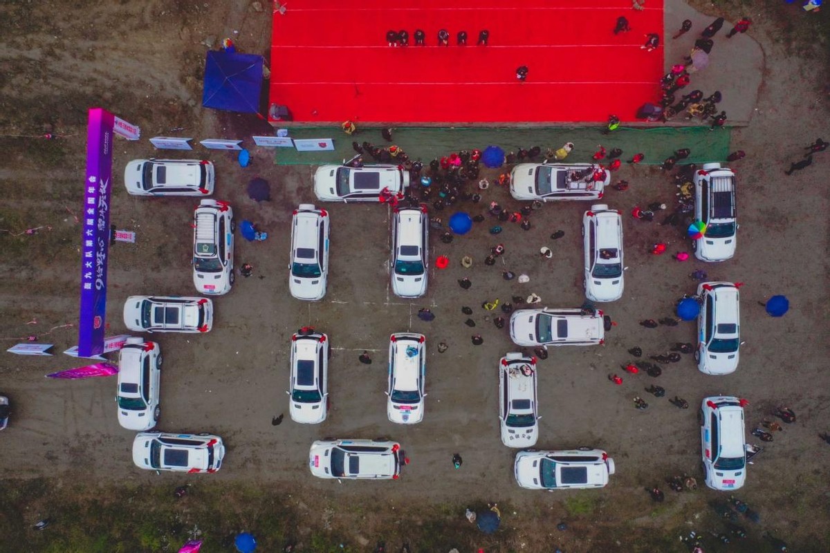 第十万辆整车正式下线 哈弗H9为中国高端中大型硬派SUV争光