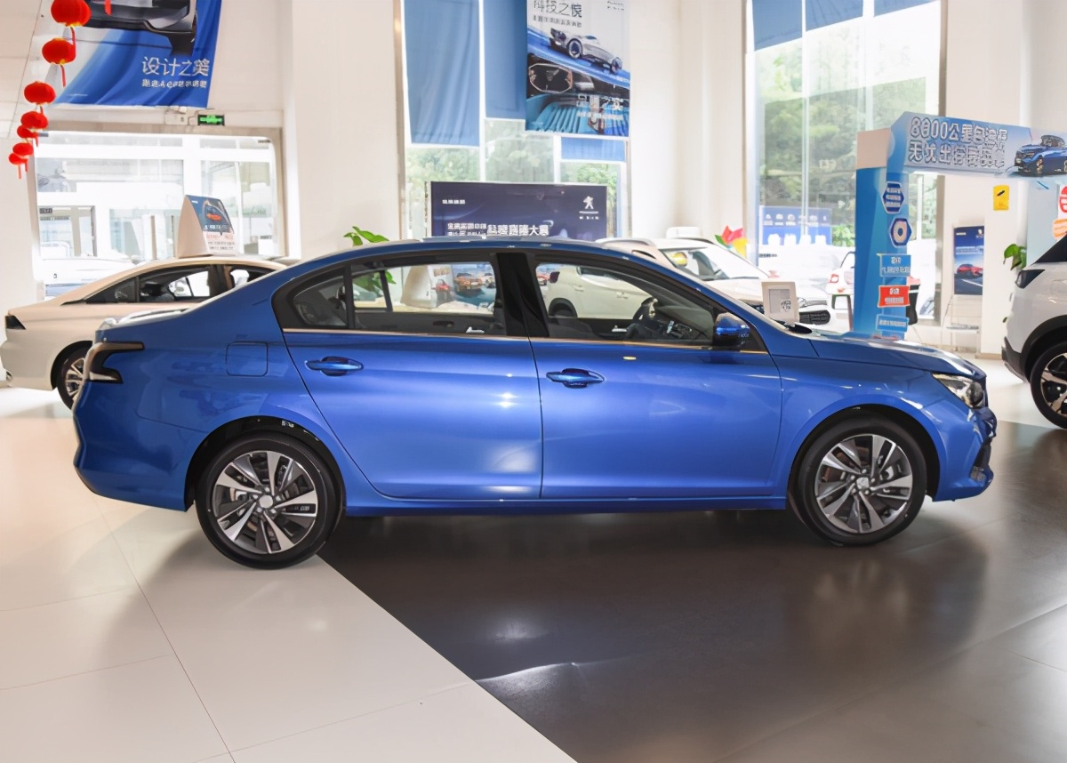 东风标致408，1.2T三缸136马力，能满足普通家用么