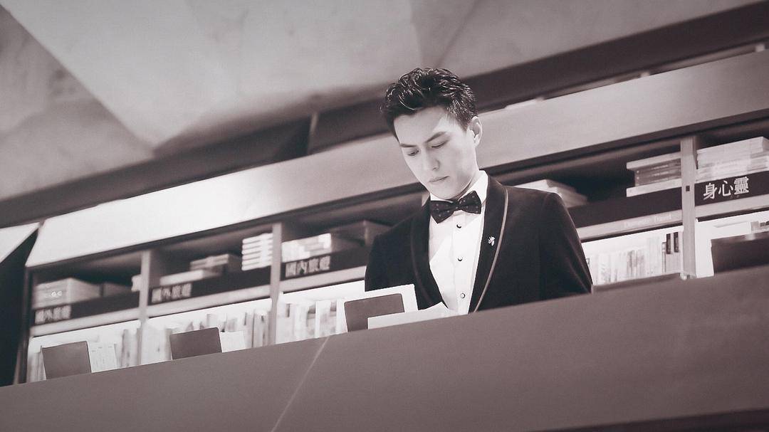 同样是“霸总”专业户，王耀庆越来越圈粉，靳