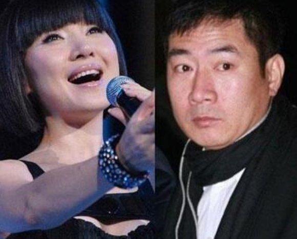 52岁歌手陈红商演捞金，小腿粗壮略发福，被指凭