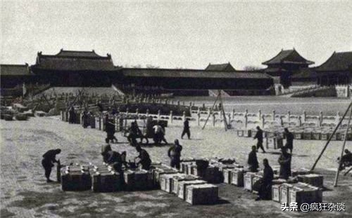 日本人侵占北京8年，为何故宫文物却安然无恙？我们要感谢一个人