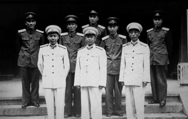 将军孔俊彪时隔50年回家，意外发现长征时“牺牲”的战友还活着