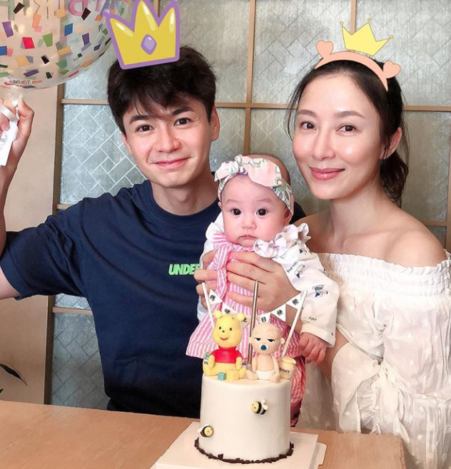 羅仲謙楊怡夫妻宣布改名，曬一家三口溫馨合照，新名字寓意好