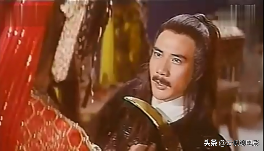 人气曾超过郑少秋，喝酒曾胜古龙，被誉为大侠的他为何一再沉沦？