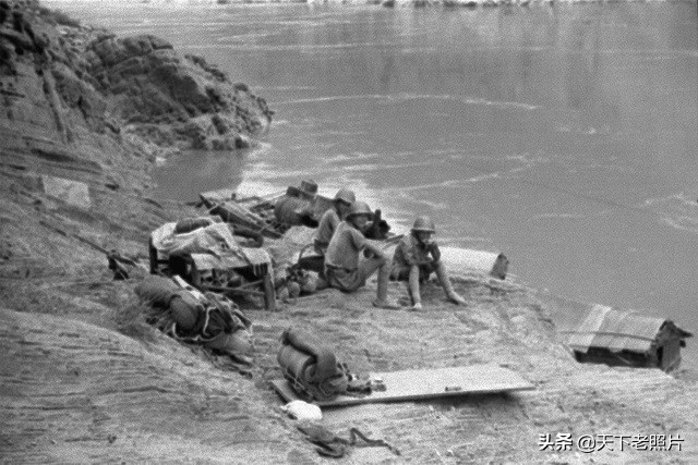 1942年湖北的国军新兵野外拉练全程实拍老照片