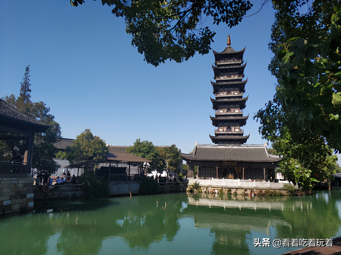 A day trip to Wuzhen and Xinshi ancient towns