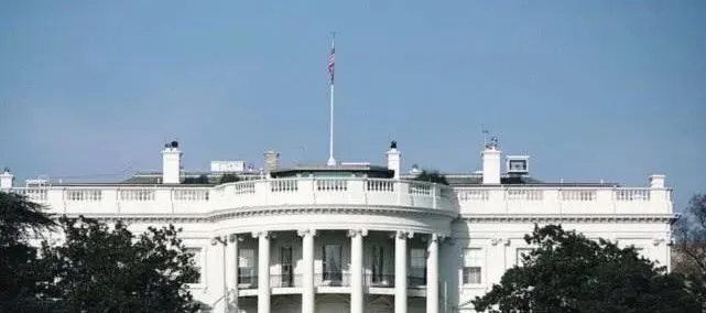 美国霸权大厦要倒了，引起了迟暮之年的基辛格