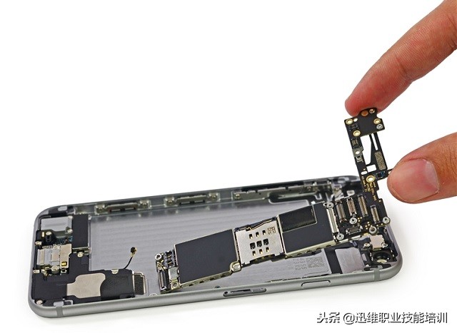 iPhone6P一键刷机出错9，新手初次“刮骨疗伤”，秒变检修高手