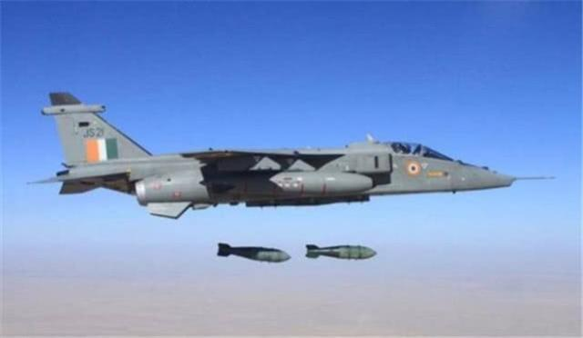 强击机、歼击机、战斗机怎么区分？空战性能到