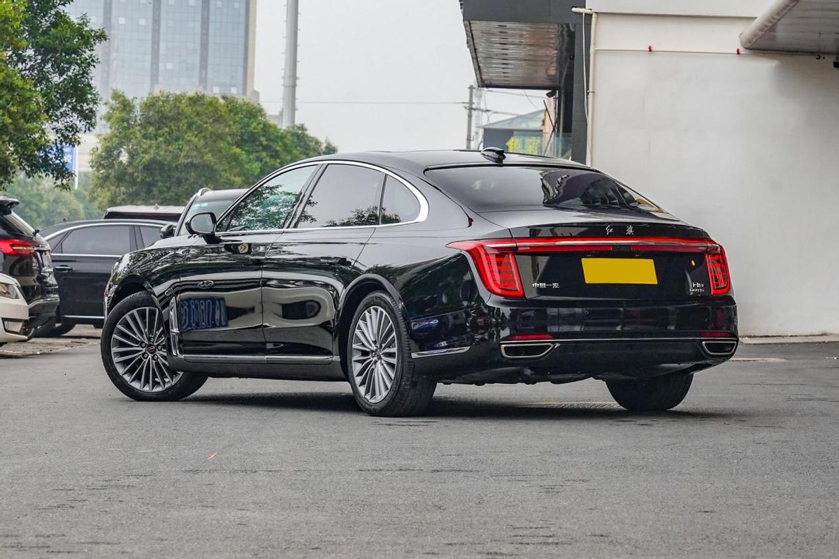 “国货之光”红旗H9，销量追赶上CT6、S90，算成功吗？