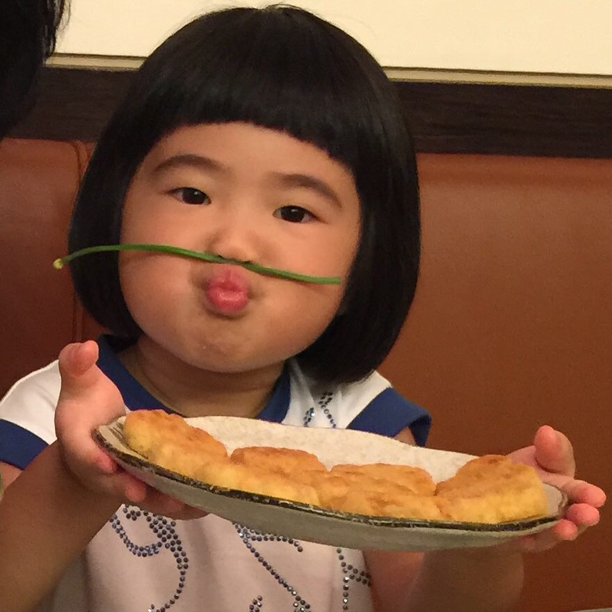 曹格的女儿长大了！从包子脸小软萌变成长腿美少女