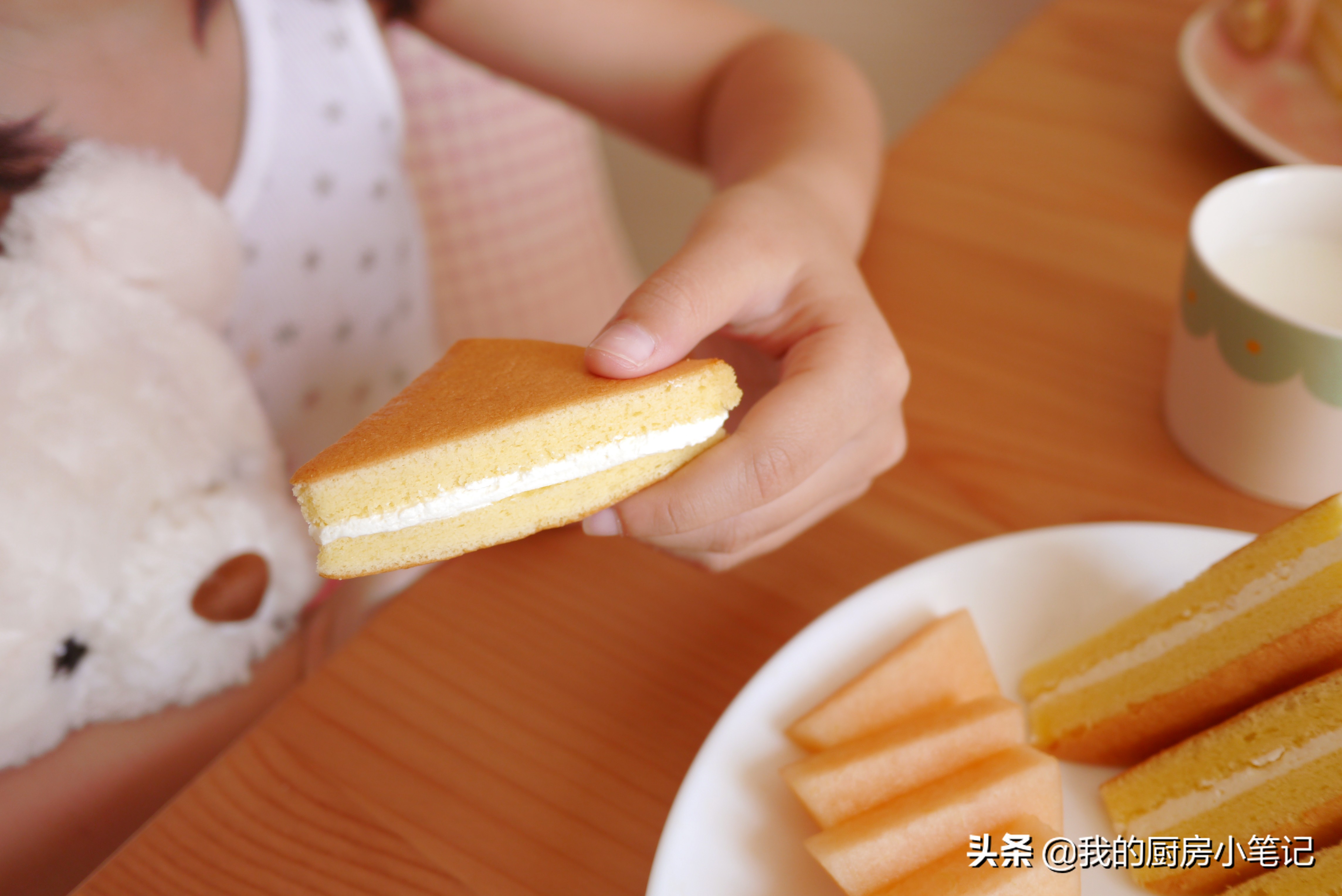 香香軟軟的蛋糕卷，卷出幸福好味道，給小朋友一個甜蜜的回憶